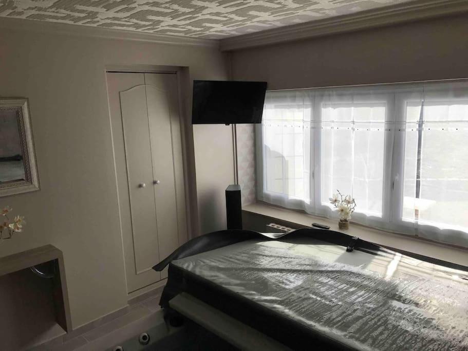 Maison Avec Jacuzzi Privatif 康布雷 外观 照片